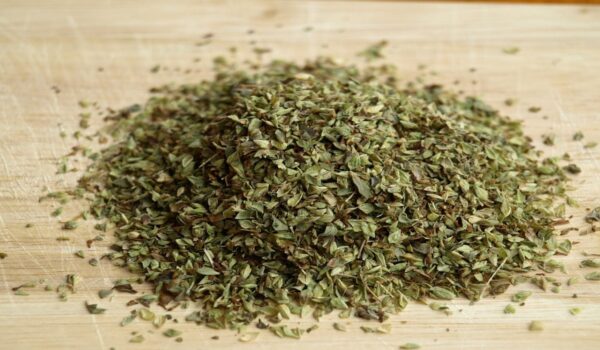 Orégano: propiedades, beneficios y usos tradicionales de una planta aromática